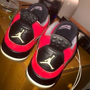Jordan 4’s